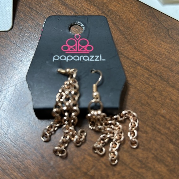 Earring assortment pierced nwt - Picture 7 of 8